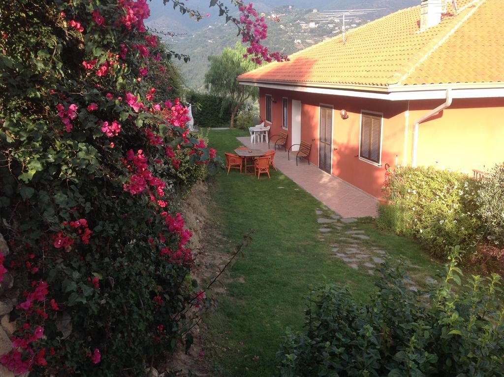 Agriturismo Da Lui Bordighera Δωμάτιο φωτογραφία